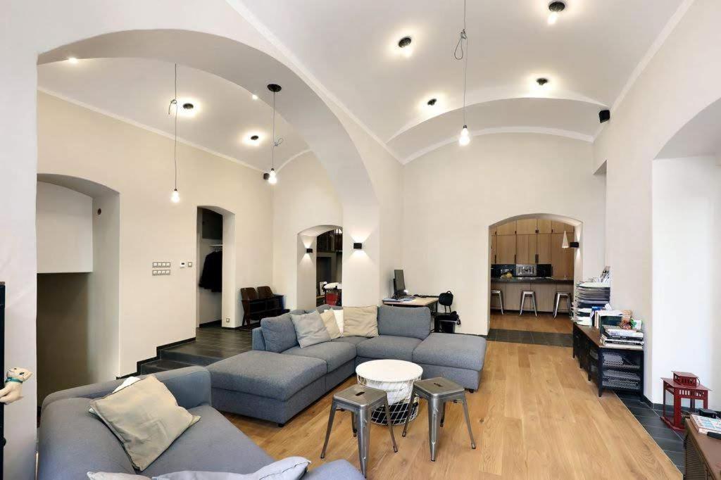 Design Loft 2 Minutes To Wenceslas Square براغ المظهر الخارجي الصورة