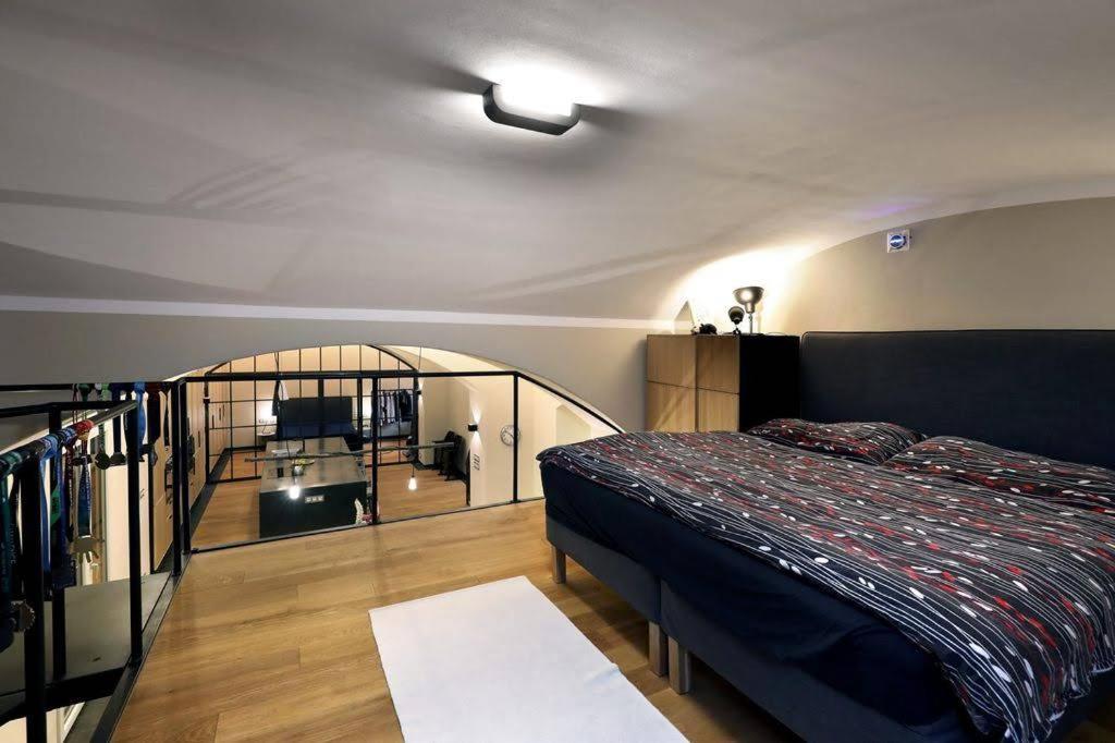 Design Loft 2 Minutes To Wenceslas Square براغ المظهر الخارجي الصورة