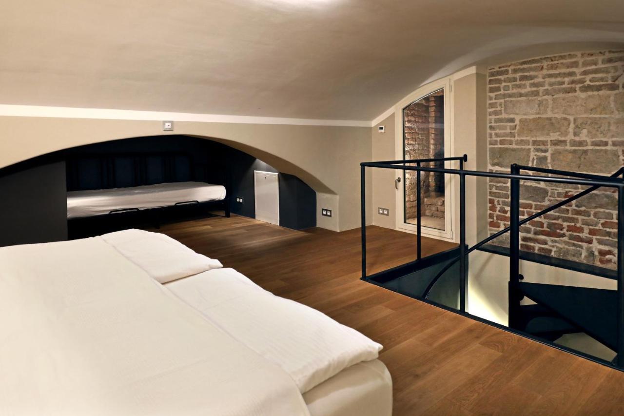 Design Loft 2 Minutes To Wenceslas Square براغ المظهر الخارجي الصورة